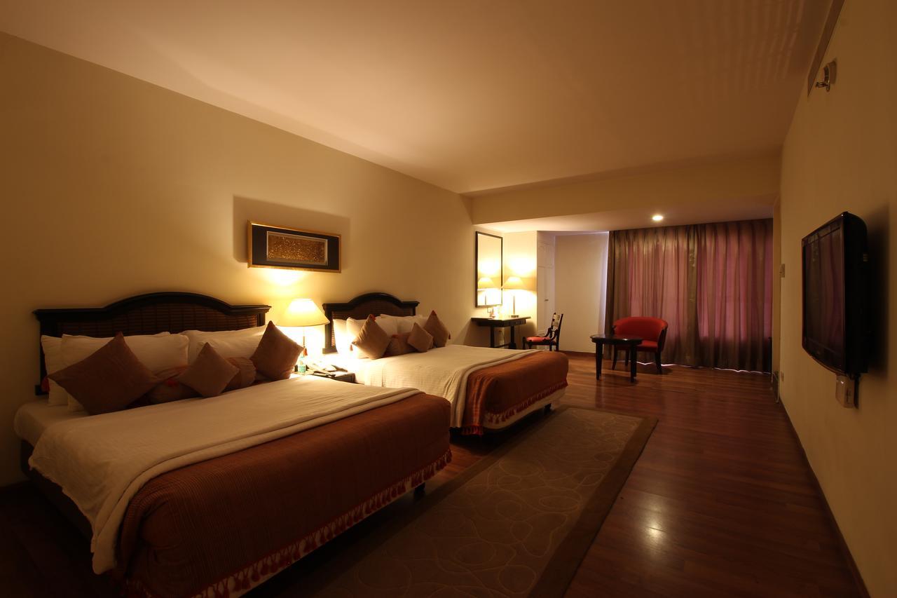 Minerva Grand Secunderabad Hotel Haidarábád Kültér fotó